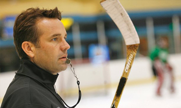 Summerlin hockey guru hopes to build dominant club team at UNLV thumbnail